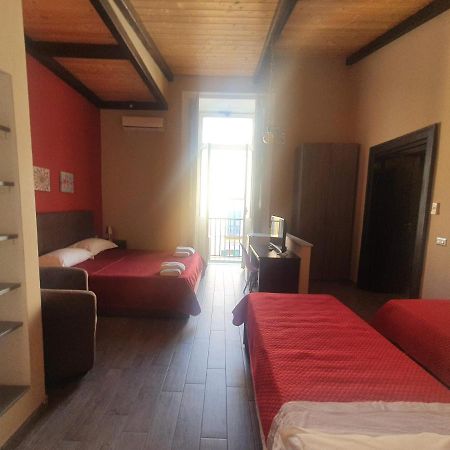 Emyjo Central B&B Napoli Bagian luar foto