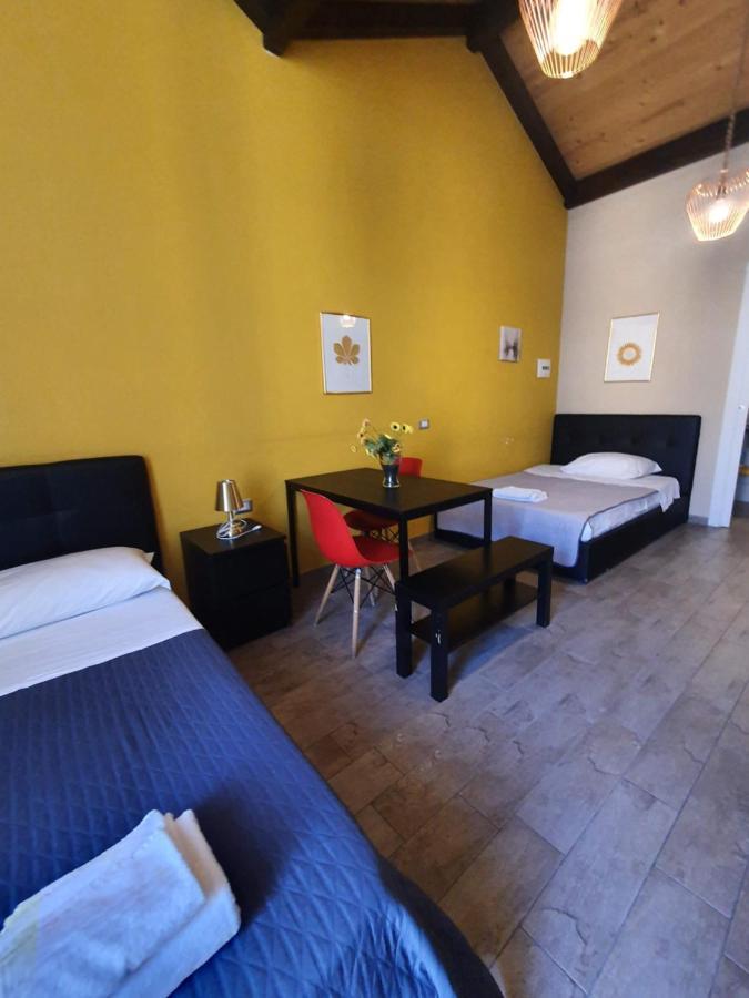 Emyjo Central B&B Napoli Bagian luar foto