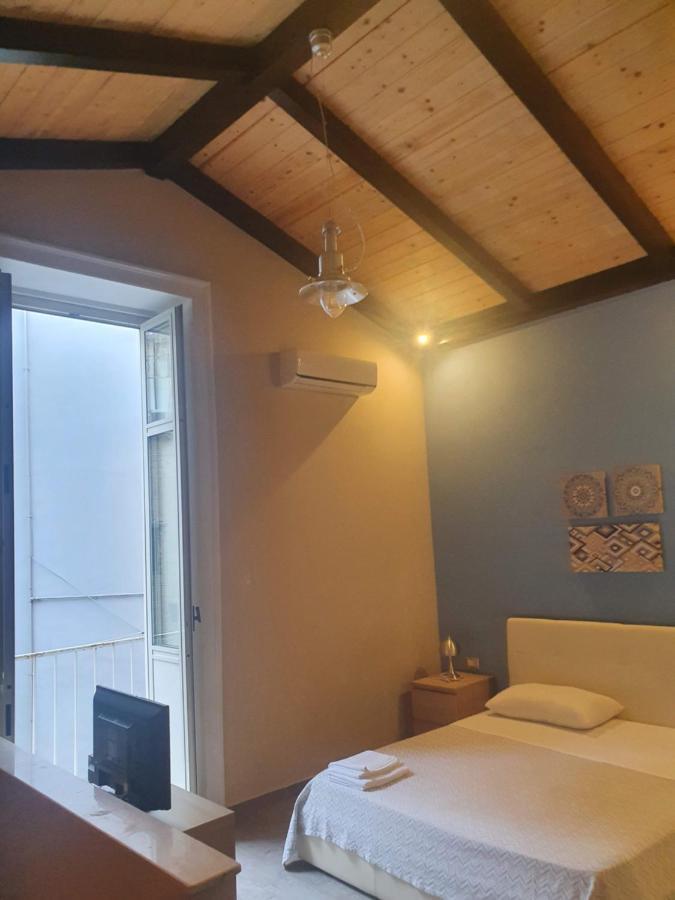 Emyjo Central B&B Napoli Bagian luar foto