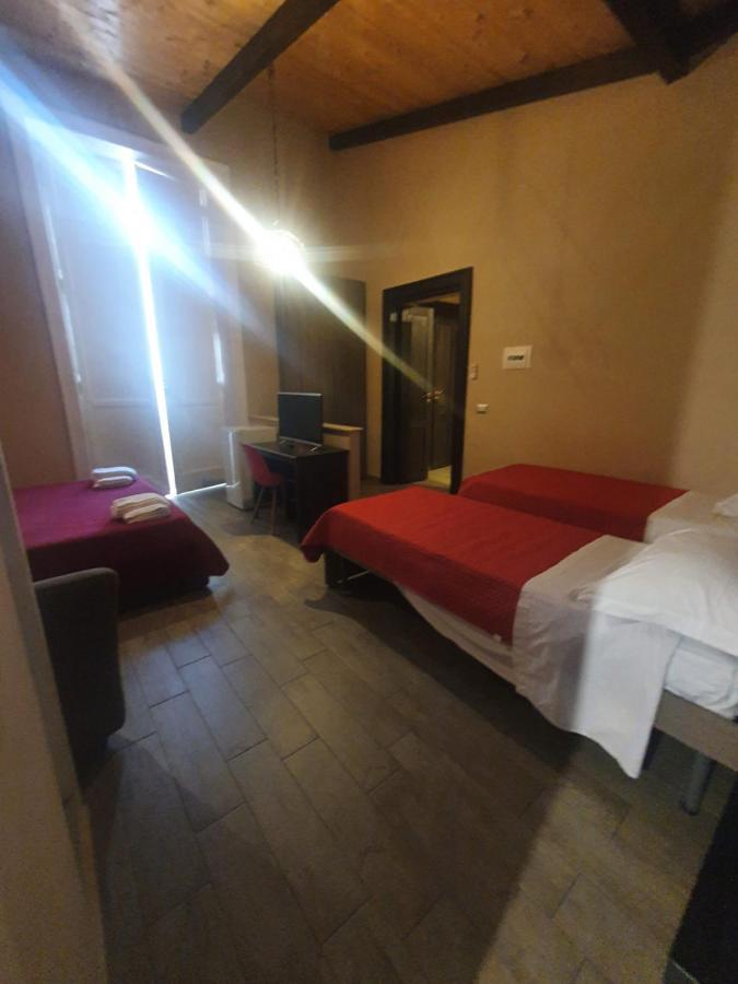 Emyjo Central B&B Napoli Bagian luar foto